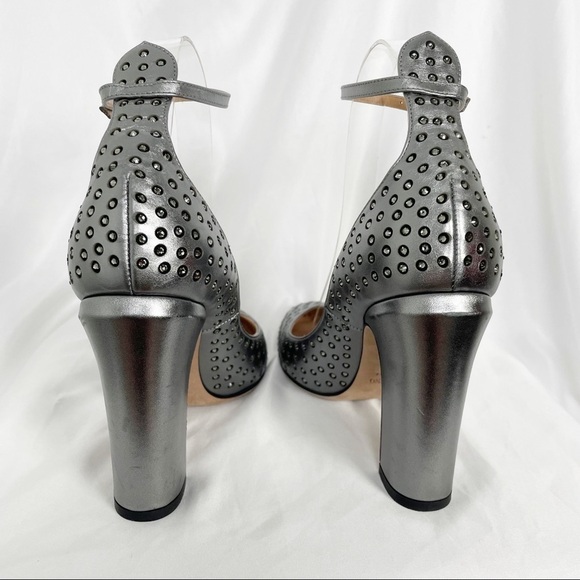 Valentino Garavani Tango Crystal Embellished Metallic Leather Pumps Silver - Picture 6 of 12